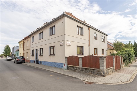 Prodej rodinného domu, 218 m² 0