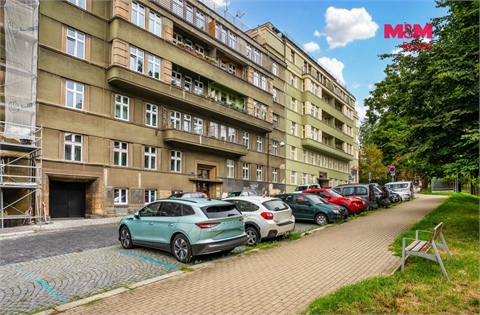 Prodej bytu 2kk, 42 m² 12