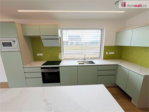 Prodej rodinného domu, 135 m² 6
