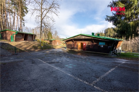 Prodej komerčního objektu, 1 300 m² 20