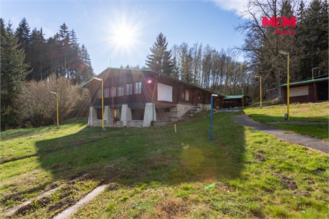 Prodej komerčního objektu, 1 300 m² 8
