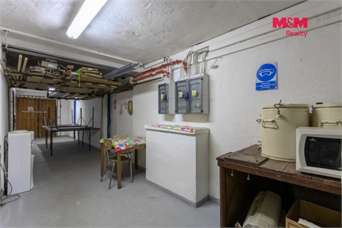 Prodej komerčního objektu, 1 300 m² - 24