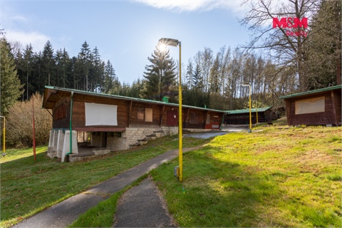Prodej komerčního objektu, 1 300 m² 18