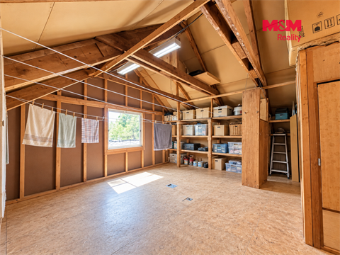 Prodej rodinného domu, 183 m² - 8