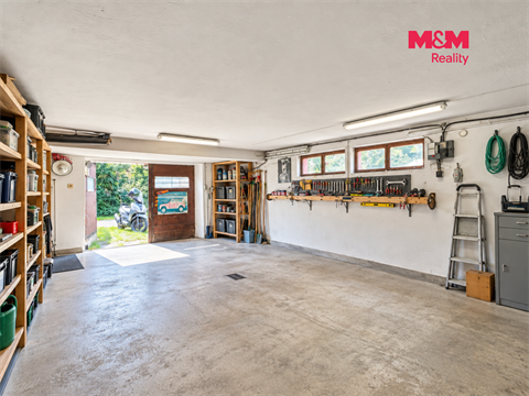 Prodej rodinného domu, 183 m² 10