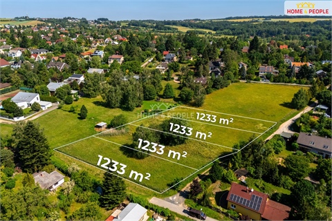 Prodej stavebního pozemku, 2 466 m² 2