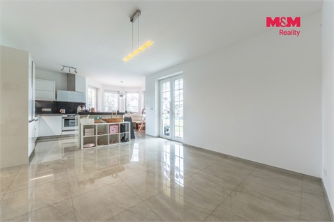 Prodej rodinného domu, 174 m² - 8