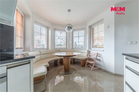 Prodej rodinného domu, 174 m² 6
