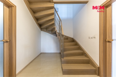 Prodej rodinného domu, 174 m² - 16
