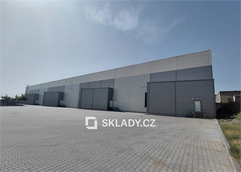 Pronájem skladu / haly, 3 719 m² 0