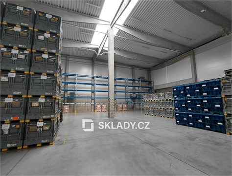 Pronájem skladu / haly, 3 719 m² - 0
