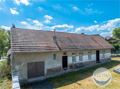 Prodej stavebního pozemku, 2 069 m² 4
