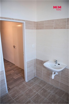 Prodej komerčního objektu, 624 m² 22