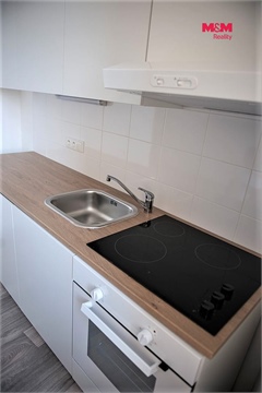 Prodej komerčního objektu, 624 m² 12