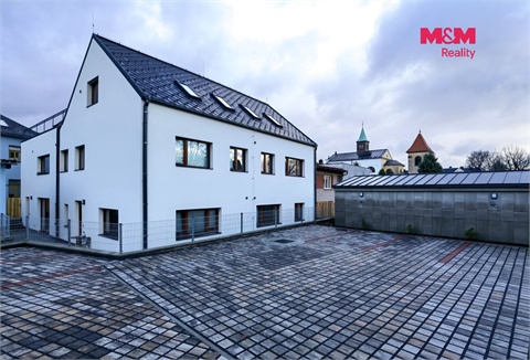 Pronájem bytu 2kk, 62 m² 2