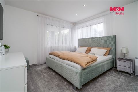 Prodej rodinného domu, 177 m² - 6
