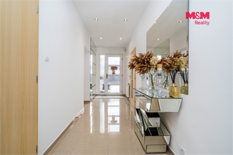 Prodej rodinného domu, 177 m² - 14