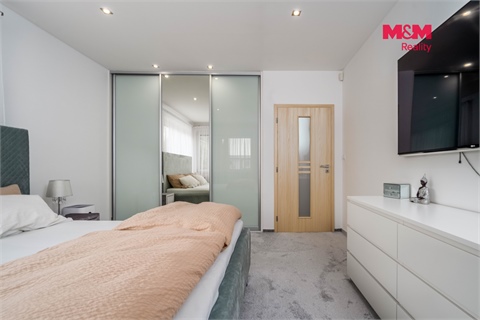 Prodej rodinného domu, 177 m² - 2