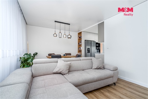 Prodej bytu 3kk, 67 m² - 0