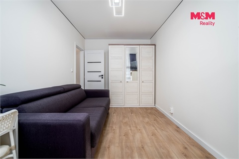 Prodej bytu 3kk, 67 m² - 14