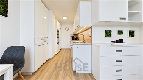Prodej bytu 3kk, 63 m² 8