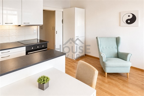 Prodej bytu 1kk, 31 m² 0