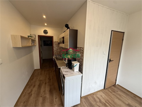 Prodej bytu 2+1, 67 m² - 6