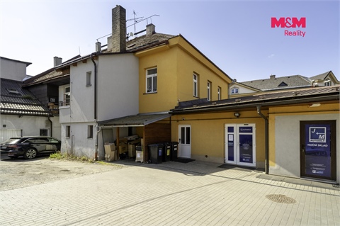 Prodej rodinného domu, 383 m² - 10