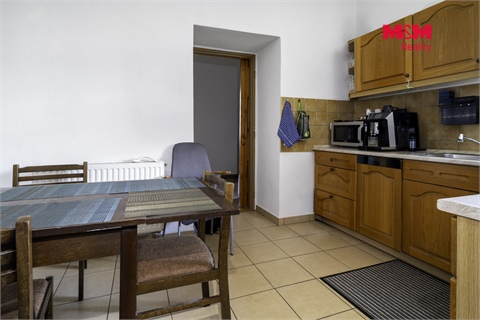 Prodej rodinného domu, 383 m² 2