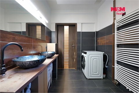 Prodej obchodních prostor, 140 m² - 16