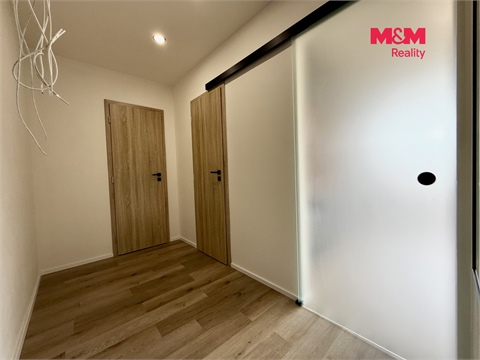 Pronájem bytu 1+1, 41 m² - 10