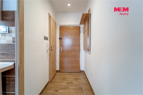 Prodej bytu 1+1, 36 m² 8