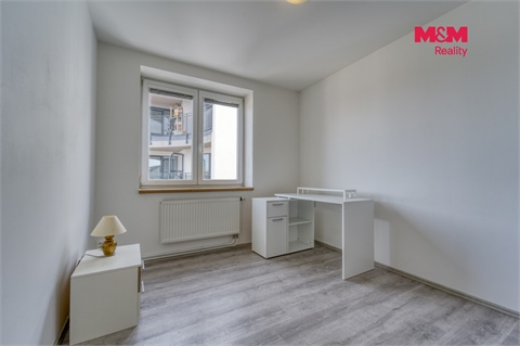 Pronájem bytu 3kk, 72 m² - 4
