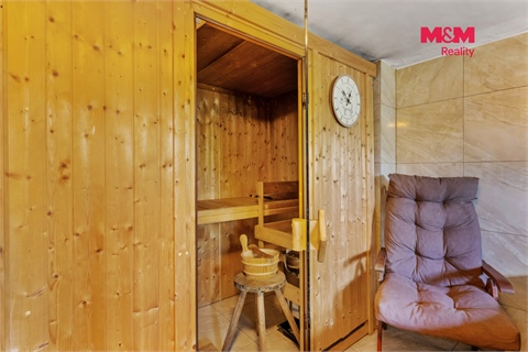 Prodej rodinného domu, 210 m² - 26