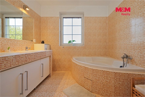 Prodej rodinného domu, 165 m² - 16