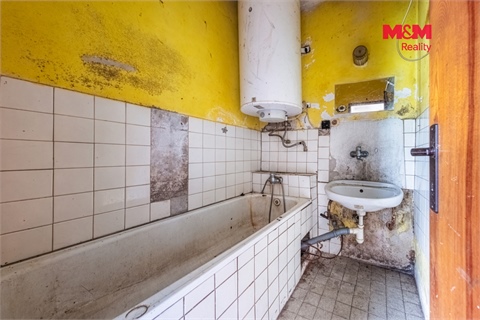 Prodej rodinného domu, 196 m² - 10