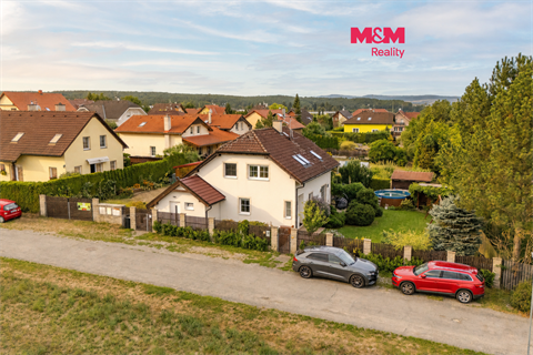 Prodej rodinného domu, 171 m² 0