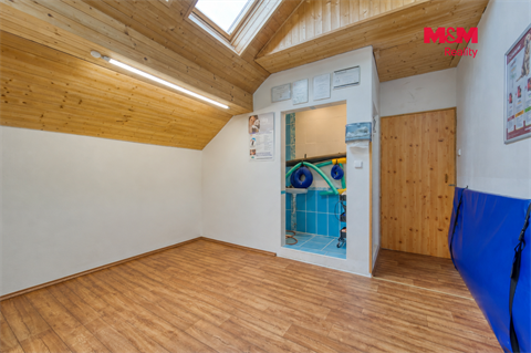 Prodej rodinného domu, 171 m² 8