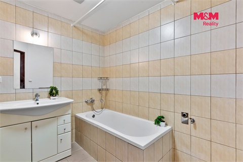 Prodej rodinného domu, 120 m² - 10