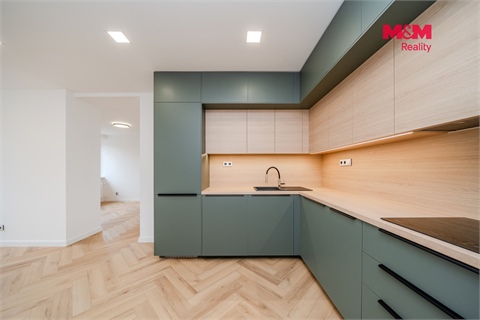 Prodej bytu 4kk, 80 m² - 0