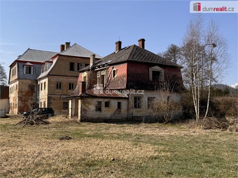 Prodej rodinného domu, 349 m² - 2