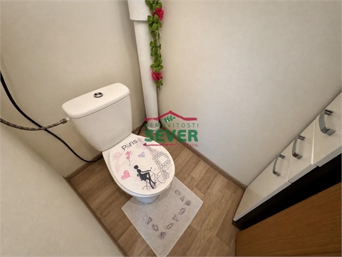 Prodej komerčního objektu, 571 m² 6