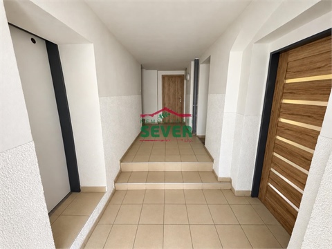 Prodej komerčního objektu, 571 m² 10