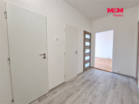 Prodej bytu 1+1, 36 m² 8