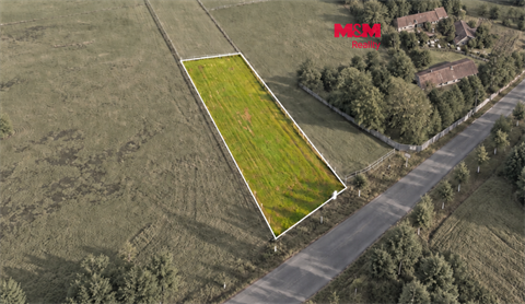 Prodej stavebního pozemku, 1 700 m² 0