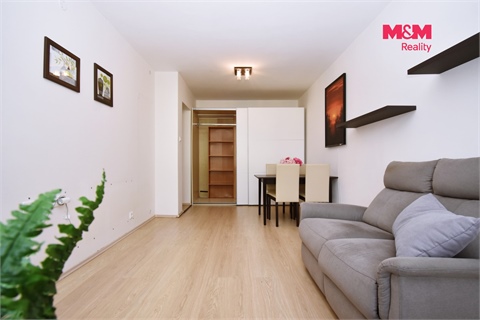 Prodej bytu 2+1, 51 m² 8