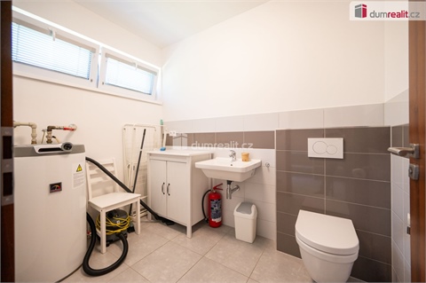 Prodej rodinného domu, 100 m² 26
