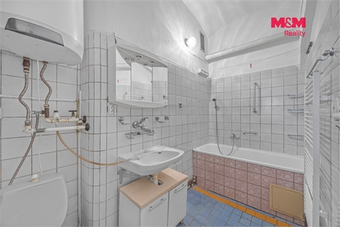 Prodej rodinného domu, 180 m² - 16