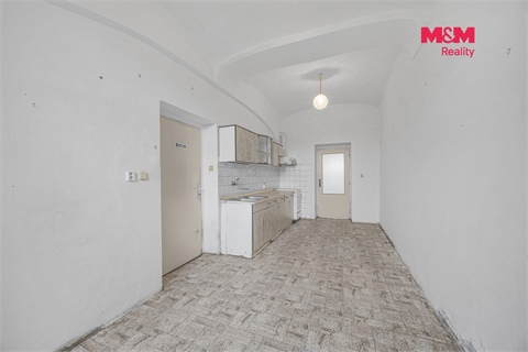 Prodej rodinného domu, 180 m² - 10