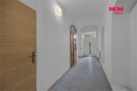 Prodej rodinného domu, 180 m² - 18